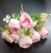 Buchet bujori artificiali roz deschis cu flori albe – 40cm, 9 capete